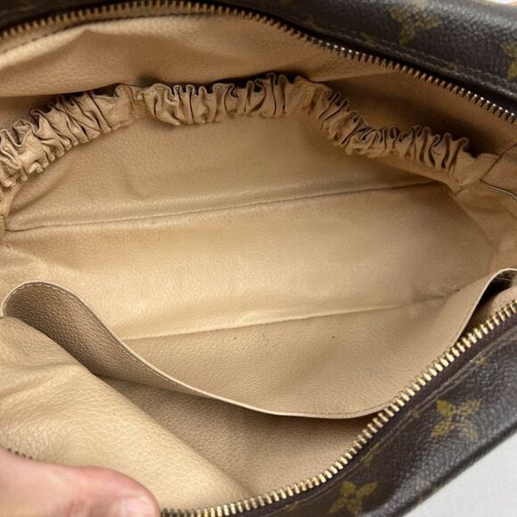 Louis Vuitton LV Cosmetic Pouch Bag Trousse Toilette 28 Browns Monogram - Picture 6 of 13